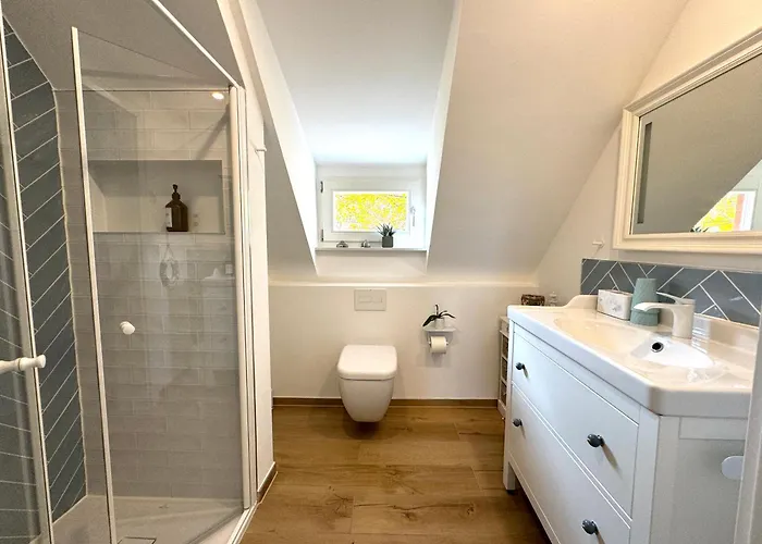 Ferienhaus Customflats - Tiefgarage - Frisch Renoviert *